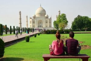 Taj Mahal for Holidays